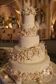 wedding cake by us